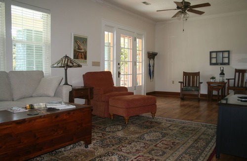 Hyman Heights Historic District House | White Hare Bungalow Downtown Hendersonville, NC