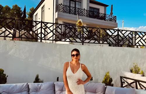 Samaxi Villa | White Harmony Houses