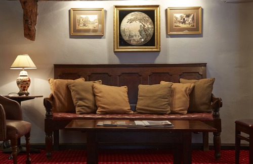 Coggeshall Hotel | White Hart Hotel by Greene King Inns