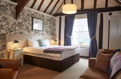 Coggeshall Hotel | White Hart Hotel by Greene King Inns
