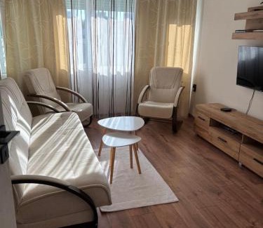 Haskovo Apartment | White House Apartments - Boho