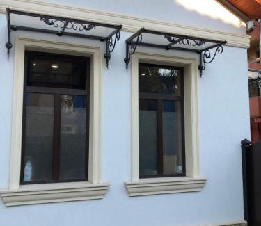 Pleven Apartment | White House