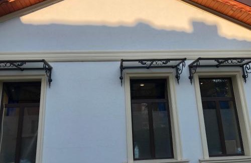 Pleven Apartment | White House