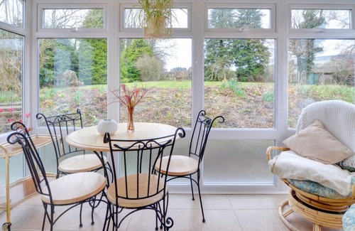 New Radnor House | White House Cottage - Three Bedroom House, Sleeps 6