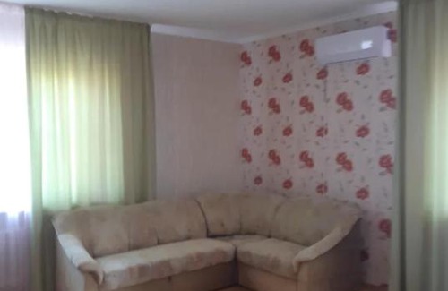 Nasice Apartment | White House