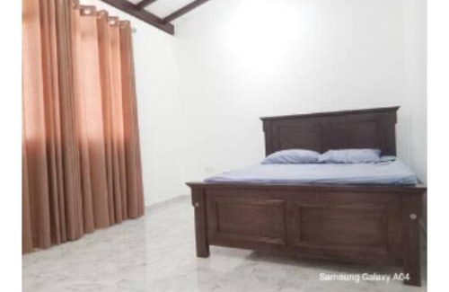 Ranala House | White house