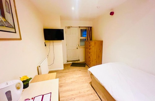 Cambridge Cabin | White House Lodge