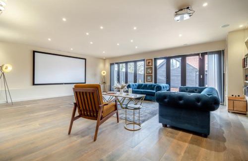 Halesworth House | White House Lodges - Tawny