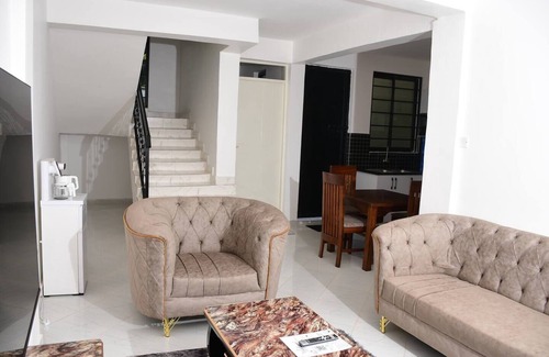 Rongo House | White House Loft Unit 2