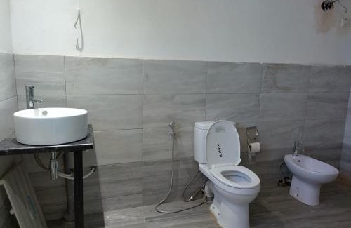 Tujereng Apartment | White House Residences