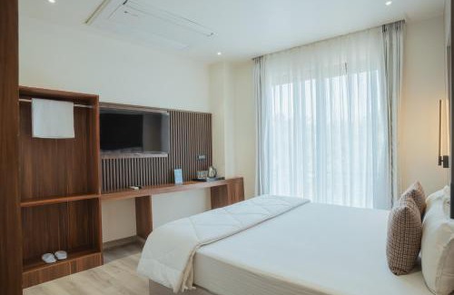 Jhansi Hotel | White House Royal Living