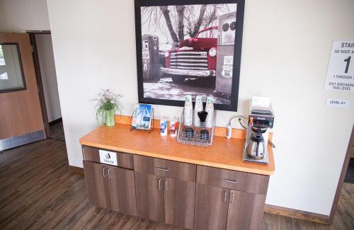 Plainfield Hotel | White House Suites