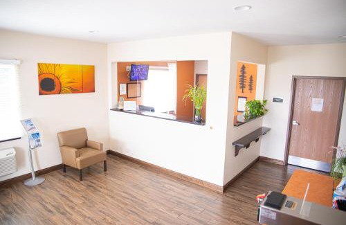 Plainfield Hotel | White House Suites