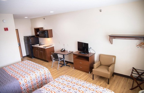 Plainfield Hotel | White House Suites