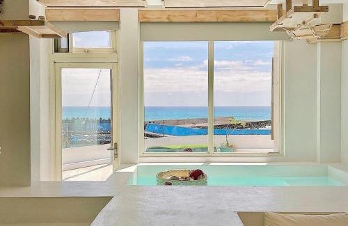 Eluan House | White&Light B&B