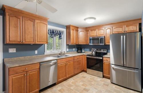 North Woodstock Apartment | White Mountain Escape - Apartment at Wellriver