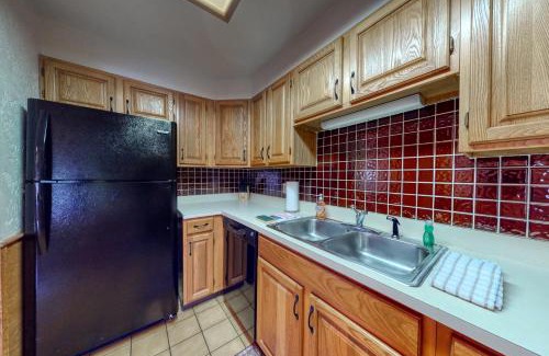 Jackson Apartment | White Mountain Getaway