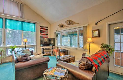 North Conway House | White Mountains Home with Hot Tub - Walk to Town!