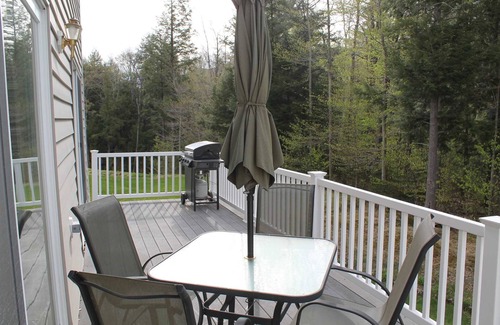 Lincoln House | White Mountains Luxuary Townhome