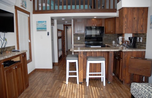 Rockport Cottage | White Oak -Beautiful Cottage - Perfect For a Family Getaway