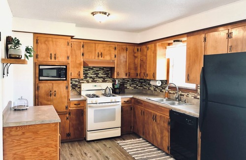Harrison House | White Oak Cottage