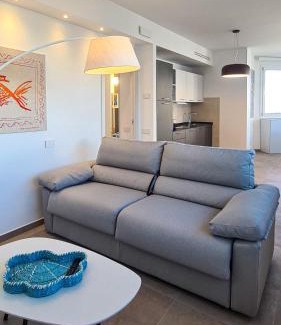 Marcelli Apartment | White Oasis