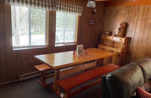 Island Park House | White Owl Retreat Yellowstone Grand Teton