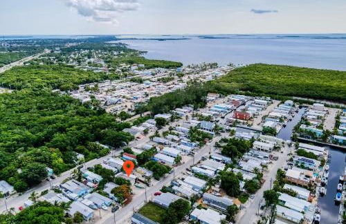 Key Largo Village House | White Palm