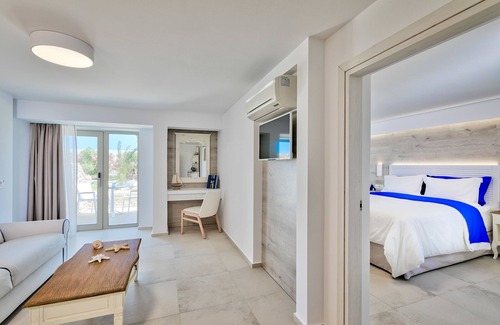 Kos Town Hotel | White Pearls Luxury Suites - Adults Only