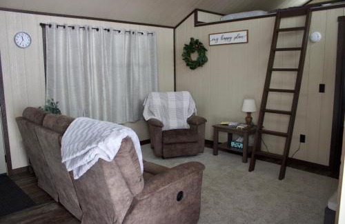 Toledo House | White Pine Cottage