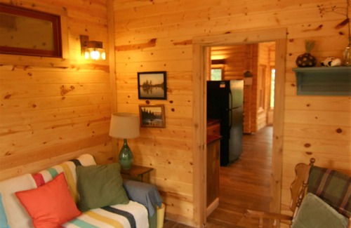 Isabella Cabin | White Pine Retreat - NEW seasonal discount rates