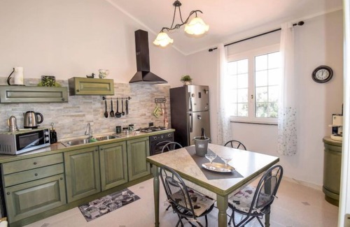 Syracuse Apartment | White Pool by Interhome