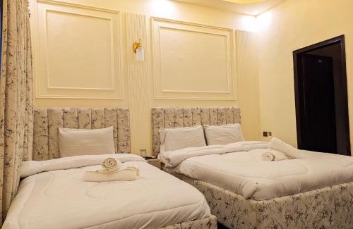 Gulshan-E-Jamal Bed & Breakfast | White Rose BNB - Airport Branch Karachi