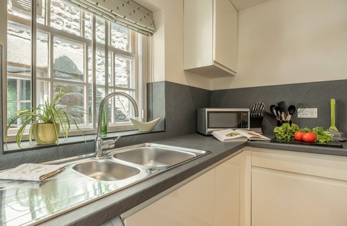 Constable Burton House | White Rose Cottage, Constable Burton, Yorkshire Dales