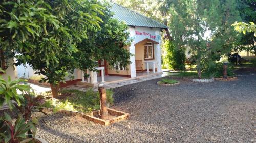 Livingstone Cabin | White Rose Lodge
