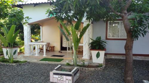 Livingstone Cabin | White Rose Lodge