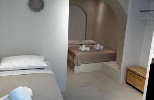 Ios Hotel | White Sand Cave Suite
