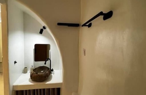 Ios Hotel | White Sand Cave Suite