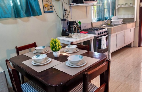Antoneys Cay Apartment | White Sand Studio