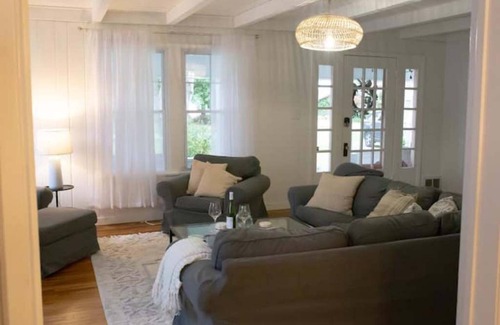 Madison Beach House | White Sands Lake House