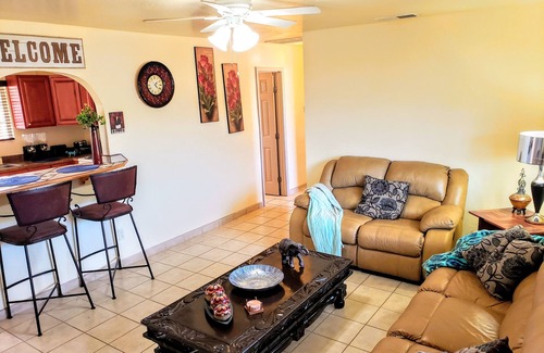 Alamogordo House | White Sands Retreat: Dreamy 3BR Ultimate Comfort & Backyard Bliss!n