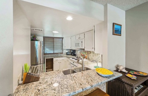 Kahaluu Bay Condo | White Sands Village #217 – Perfect Tropical Escape