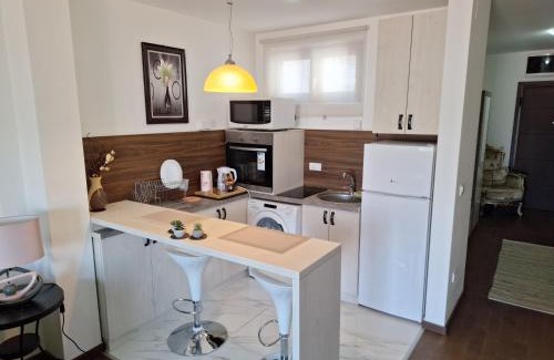 Vukov Spomenik Apartment | White Sapphire