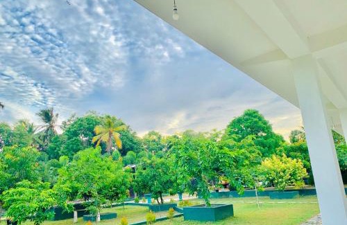 Polonnaruwa Hotel | White Shine Hotel