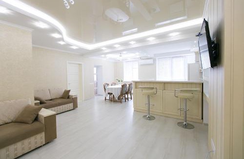 Chisinau Apartment | White Sky Apartment