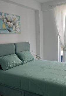 Nov Dojran Apartment | White Sky
