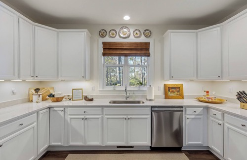 Jackson County House | White Squirrel Cottage-beautiful home in Sapphire!