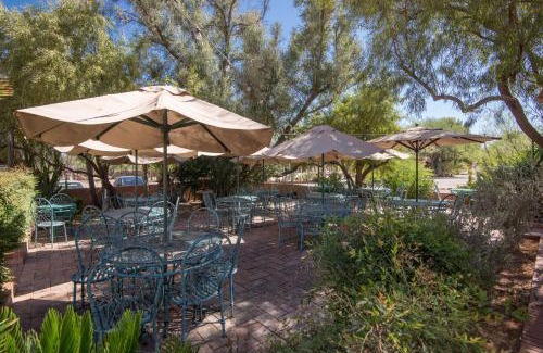Picture Rocks Bed & Breakfast | White Stallion Ranch