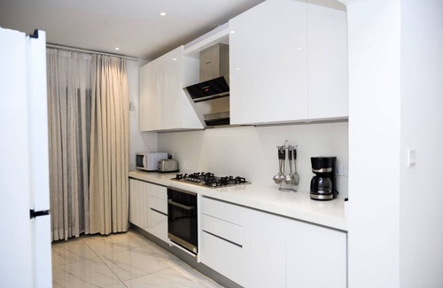 Remera Apartment | White Stone Apartments Nyarutarama
