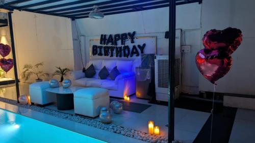 Maina Villa | White Tiger Villa